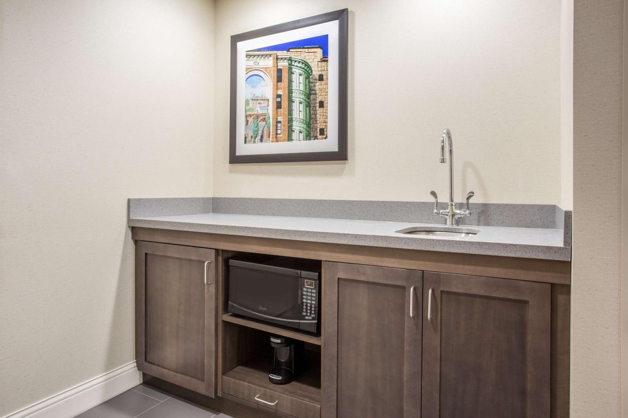 Hampton Inn & Suites Yonkers - Westchester Eksteriør bilde