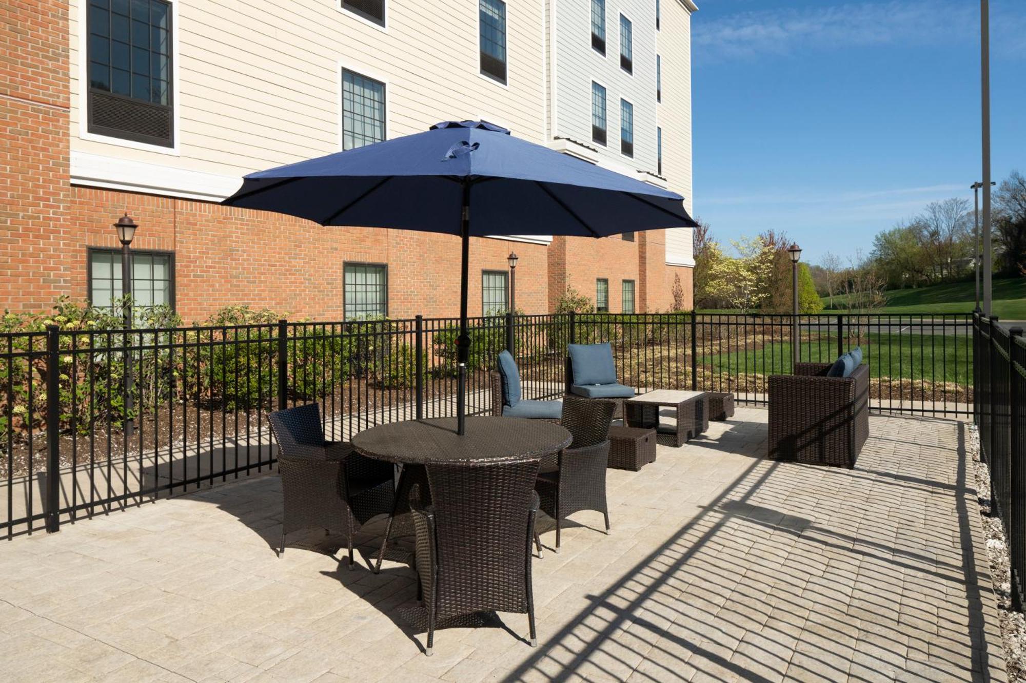 Hampton Inn & Suites Yonkers - Westchester Eksteriør bilde